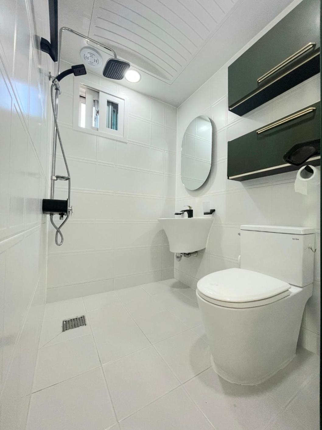 Hongdae Two-room House With Terrace Apartment *