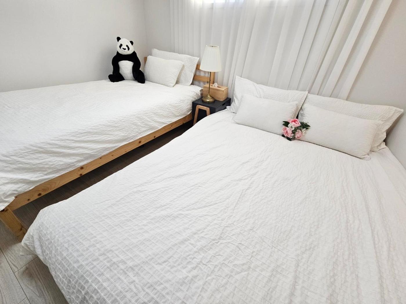 Hongdae Two-room House With Terrace * Seoul